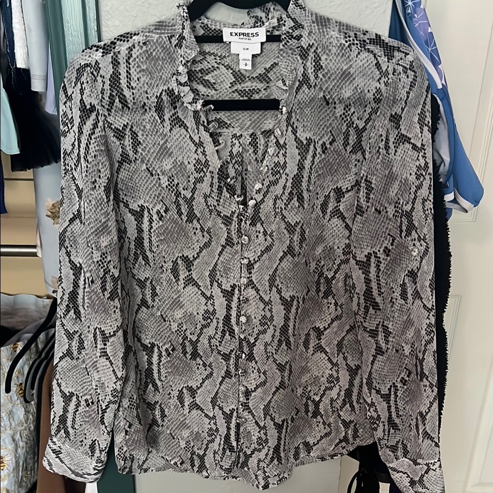 Express Black and White Long Sleeve Button Down Shirt